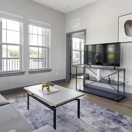 Landing At The Note - 2 Bedrooms In Northside